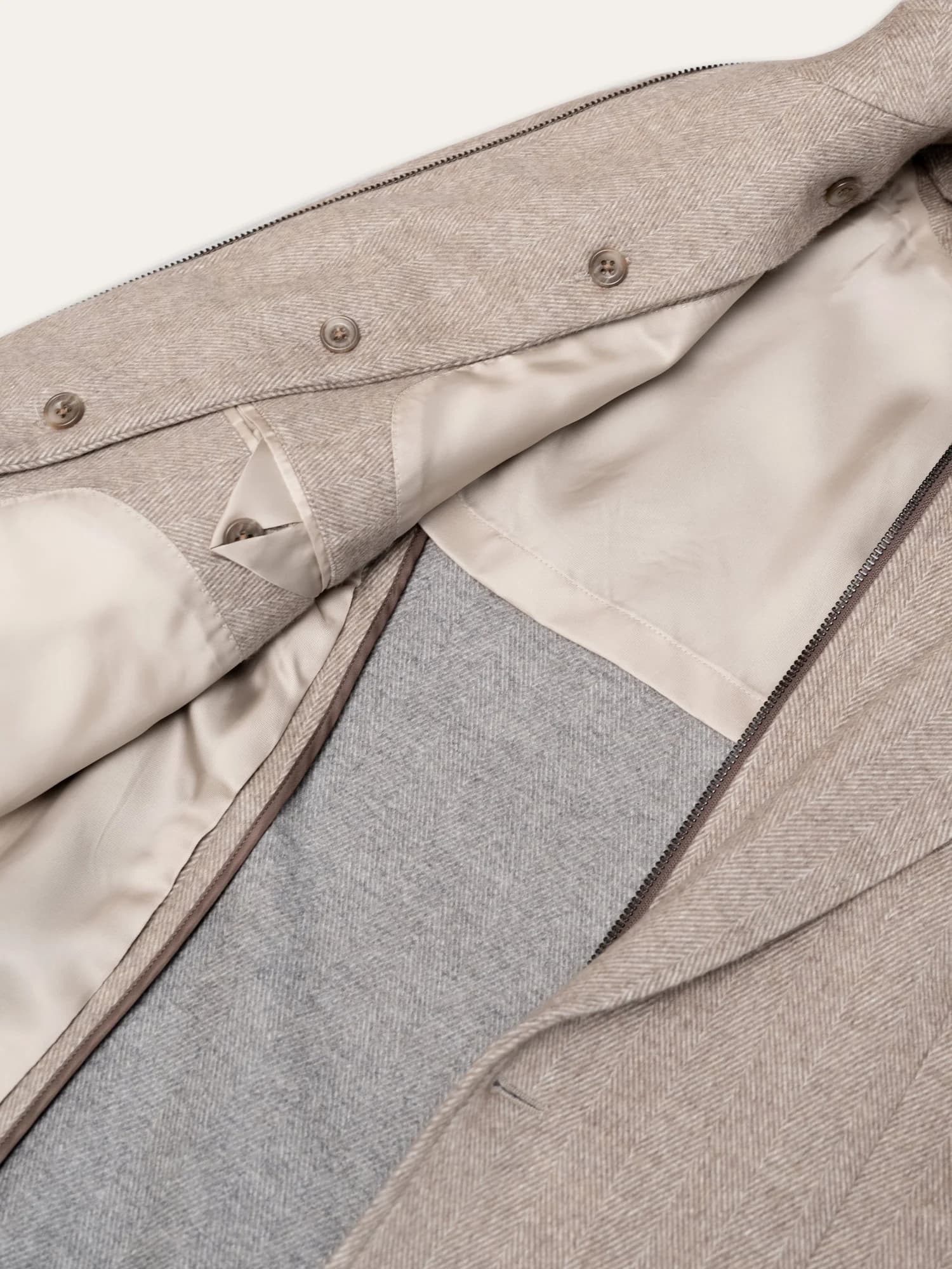 Hybrid jacket — open, detachable insert and lining