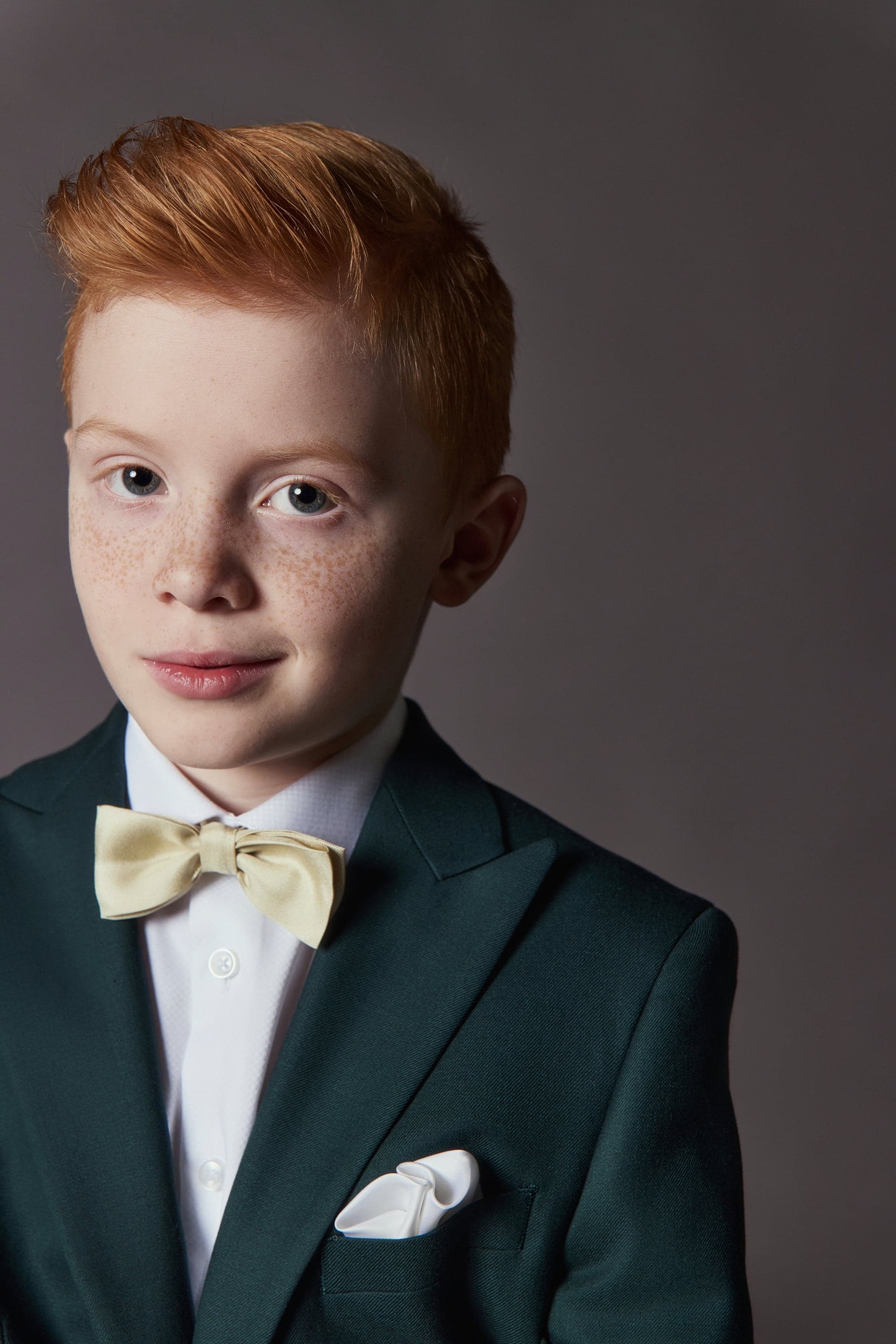 Kids' made-to-measure suit