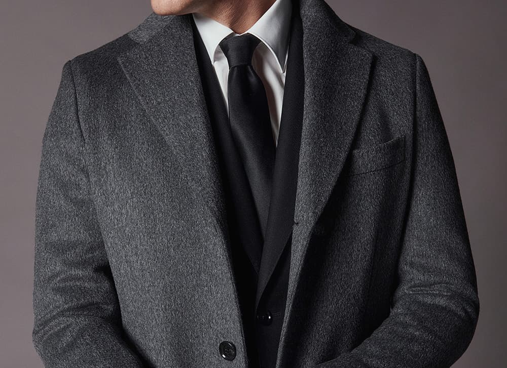 Detail of a Le Premier made-to-measure coat