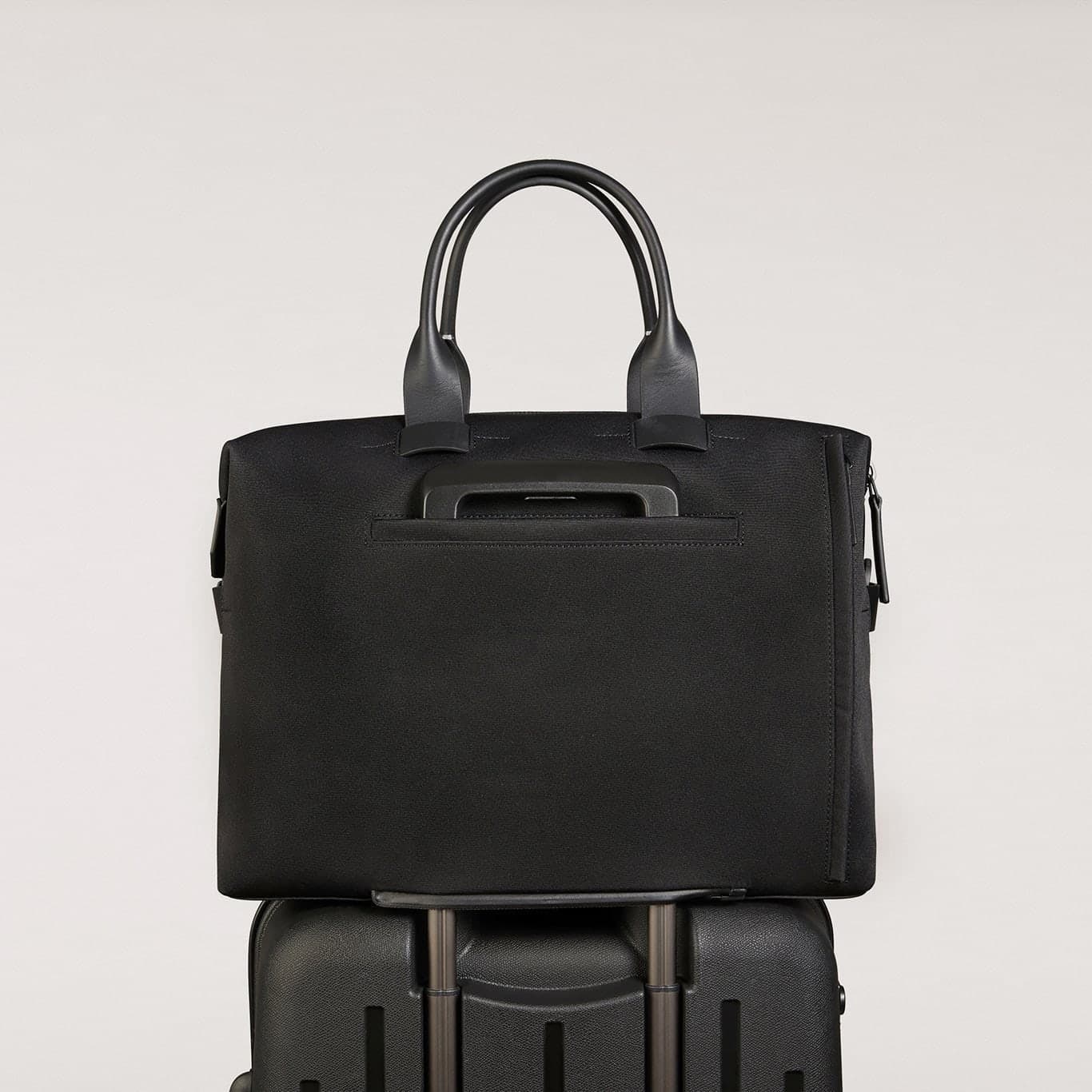 Daytripper Carry All Black