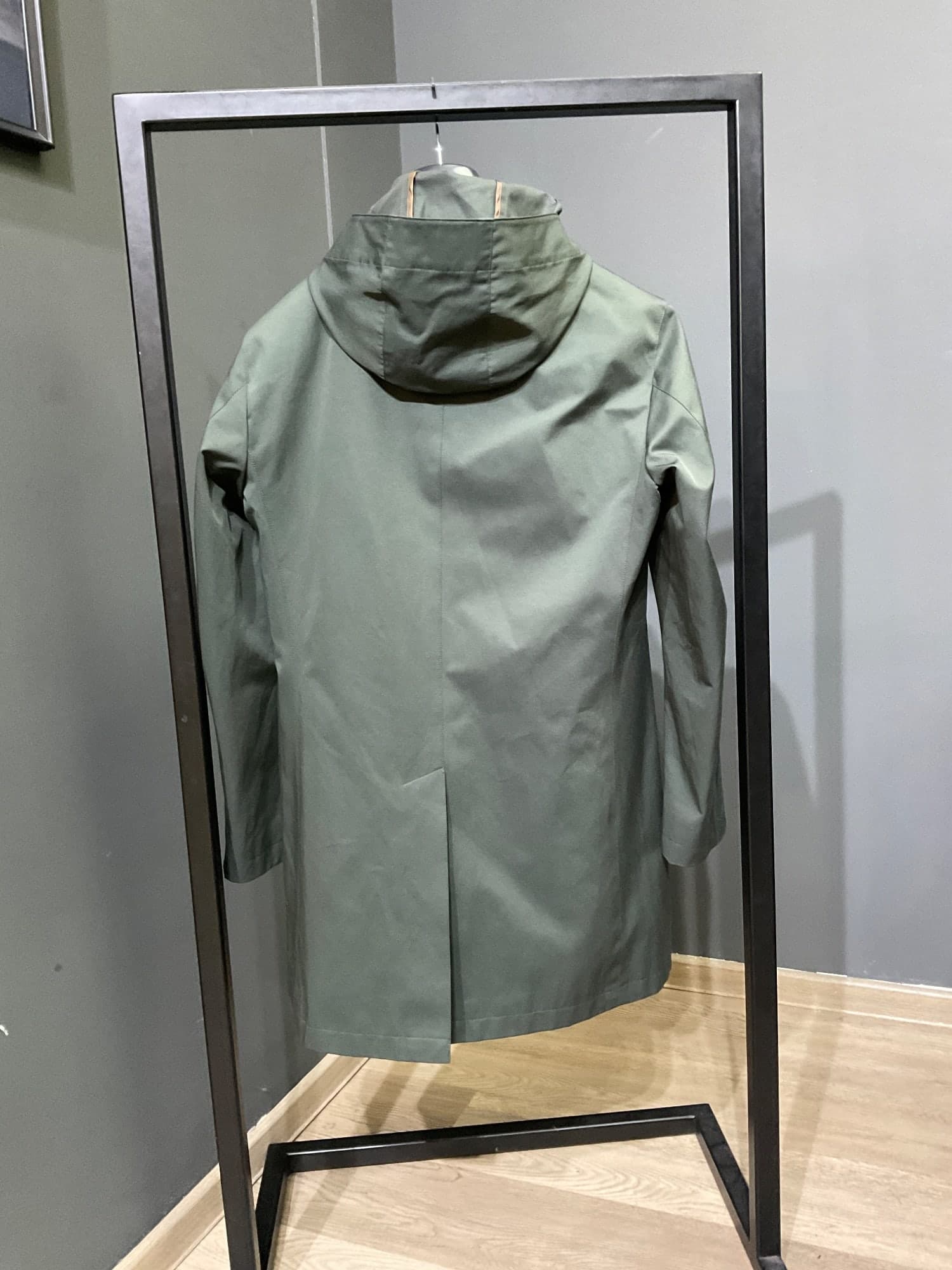 Zelený Trenchcoat s kapucí a zateplenou vložkou
