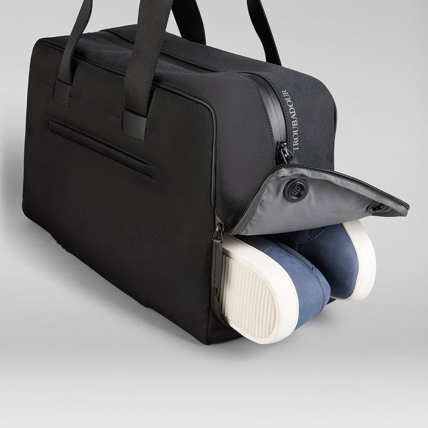 Embark Compact Duffle Black